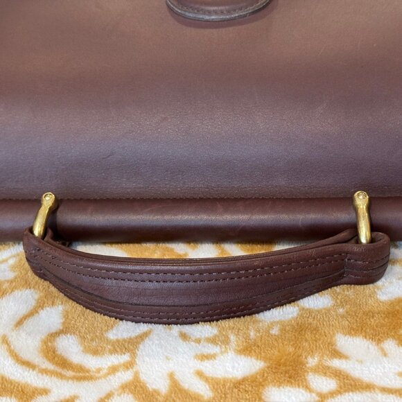 1990's Vintage Coach Willis Bag, Style P-9927, Mahogany - Picture 10 of 16